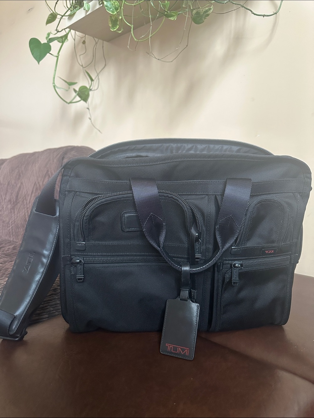 Tumi Alpha Large Expandable 26160DH Laptop Bag